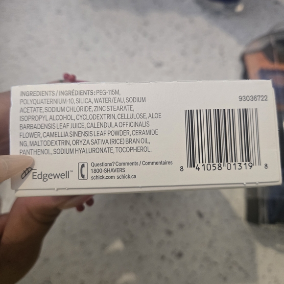 Schick Hydro Razor for Dry Skin - Picture 3 of 3